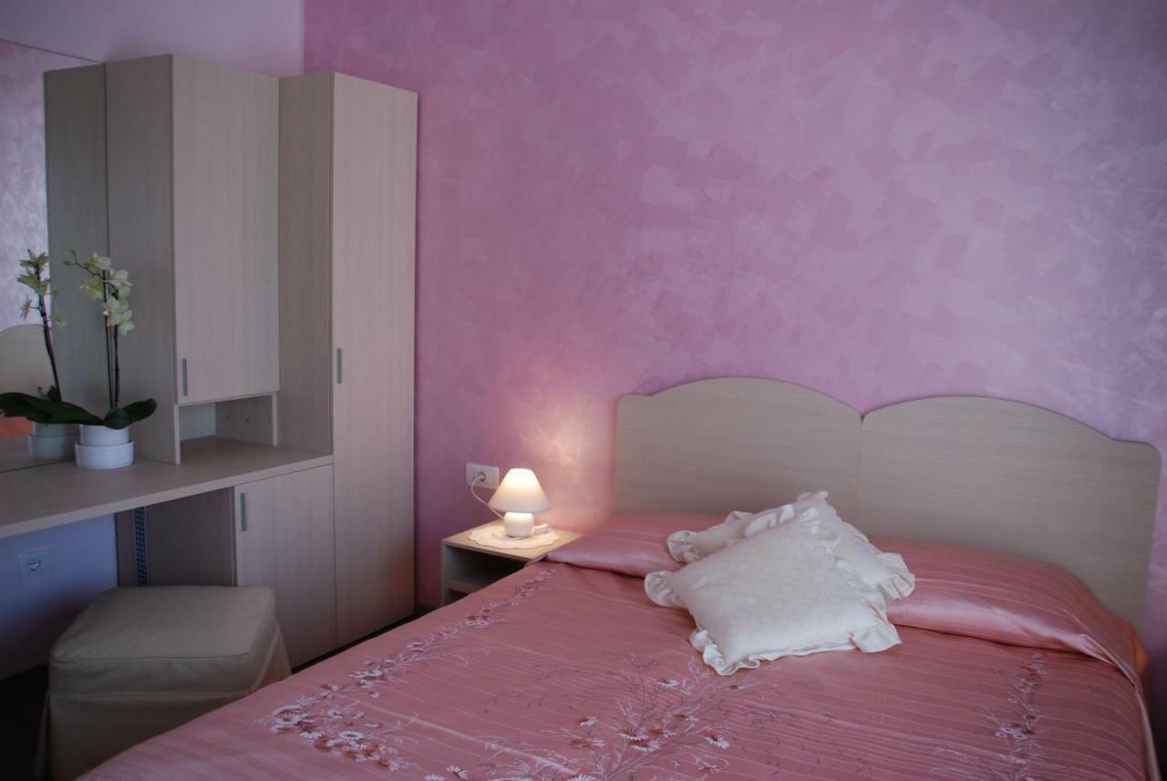 Rooms Edda Savudrija Eksteriør billede