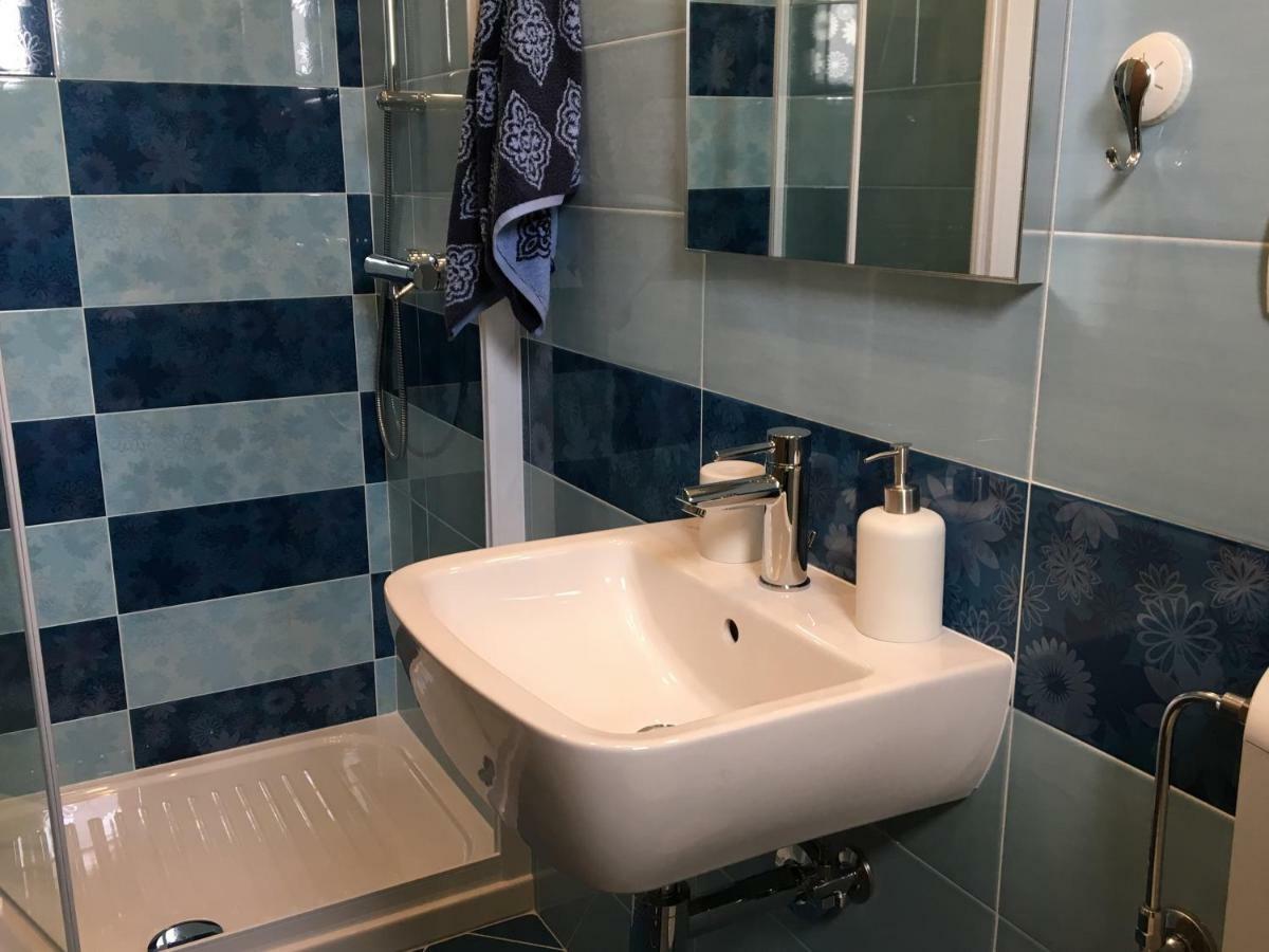 Rooms Edda Savudrija Eksteriør billede